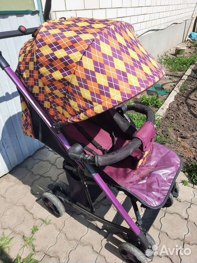 Прогулочная коляска
