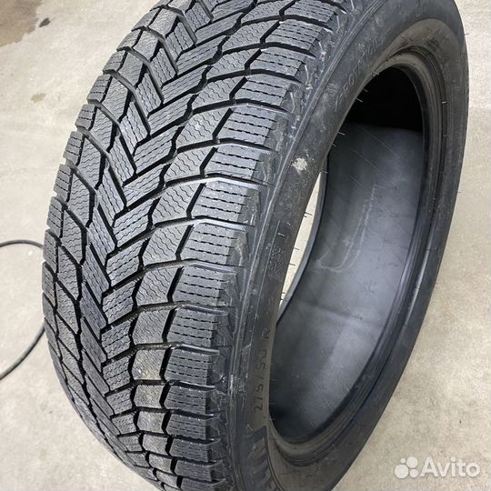 Michelin X-Ice Snow SUV 275/50 R20 T