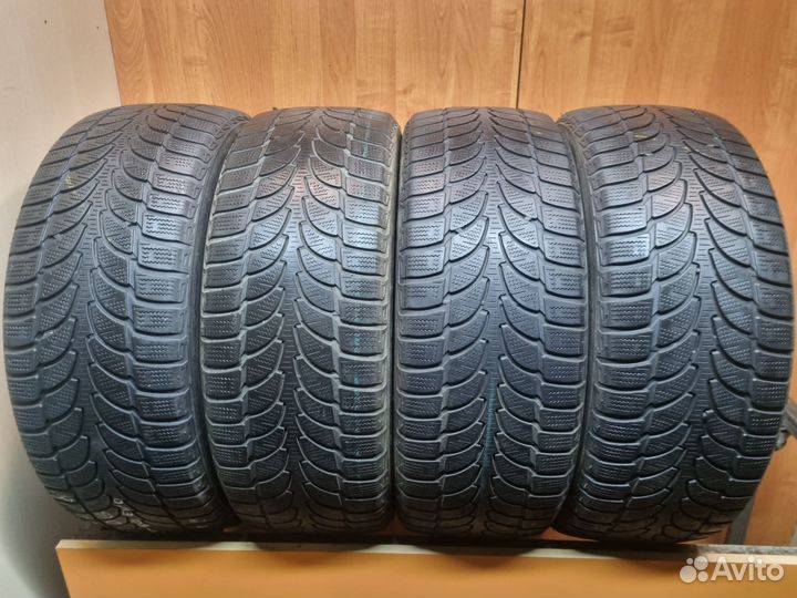 Bridgestone Blizzak LM-80 Evo 235/55 R18