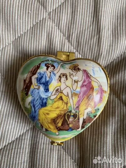 Ваза и шкатулка кисловодский фарфор