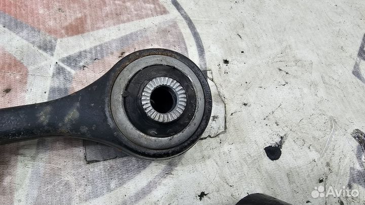 Комплект передних рычагов на BMW X3 E83