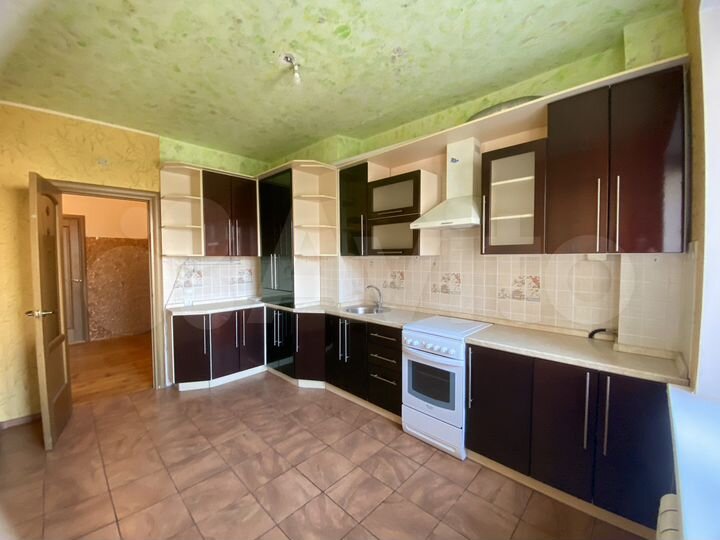 2-к. квартира, 74 м², 3/5 эт.