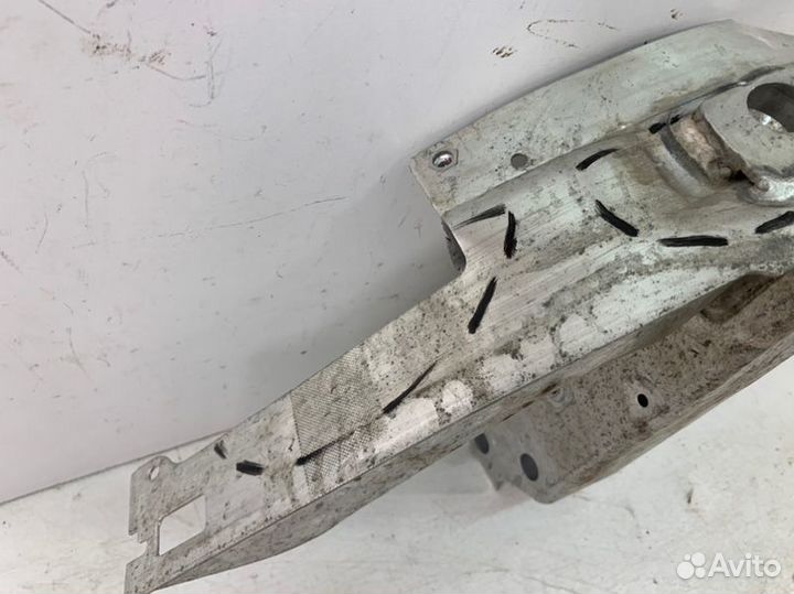 Усилитель бампера передний Bmw 5Er G30 2016