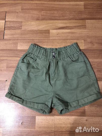 Вещи пакетом Боди Топ, Шорты, Ветровка, р.44-46