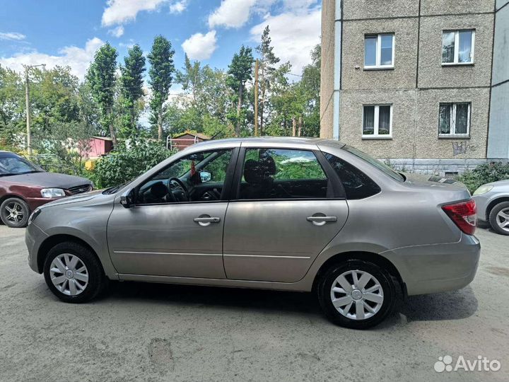 LADA Granta 1.6 МТ, 2022, 3 689 км