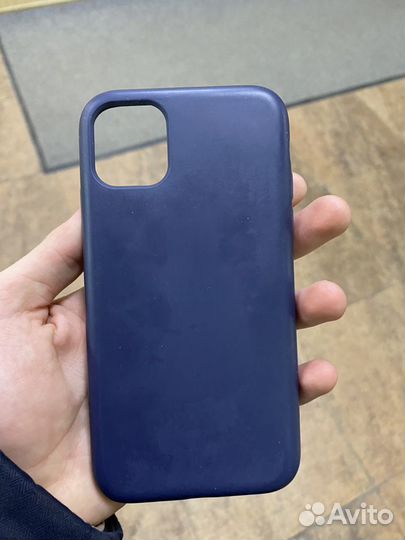 Чехол на iPhone 11