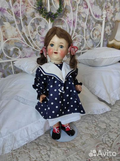 Антикварная кукла