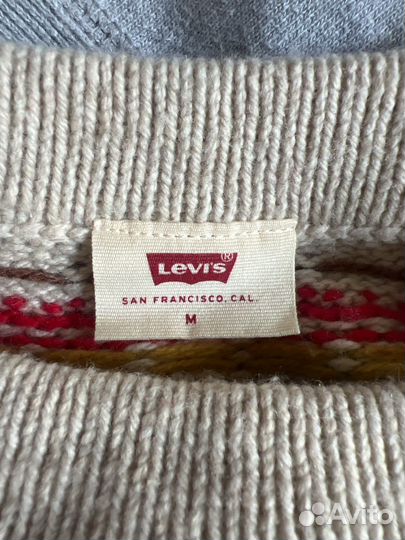 Свитер levis