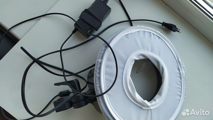 Светодиодная кольцевая лампа Falcon Eyes