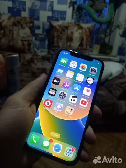iPhone X, 64 ГБ