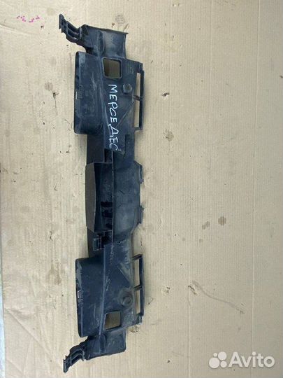 Воздуховод Mercedes E-class