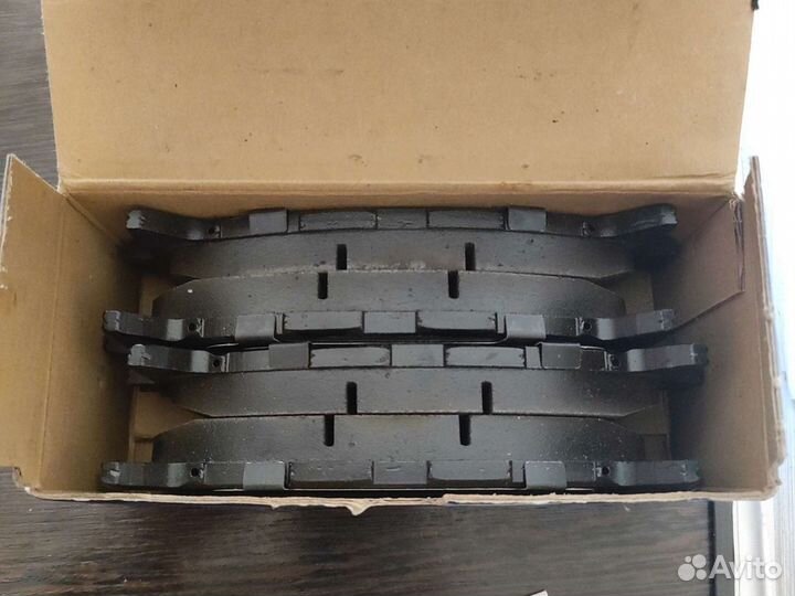 Передние колодки Тойота Камри 40/50 кузов HiQ