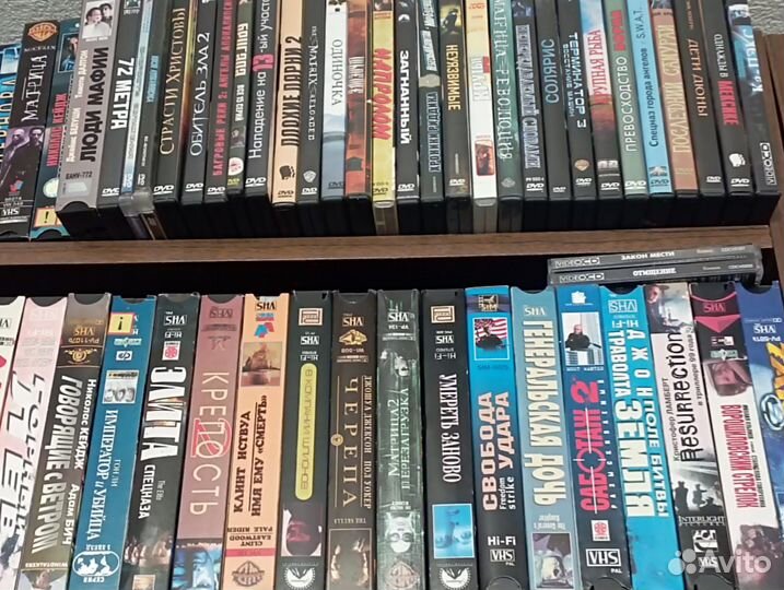 Видео кассеты с фильмами, dvd, диски с фильмами