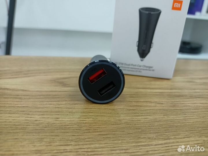 Автомобильная зарядка Xiaomi Mi Car Charger 37W