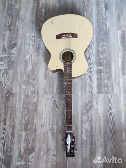 Акустическая гитара