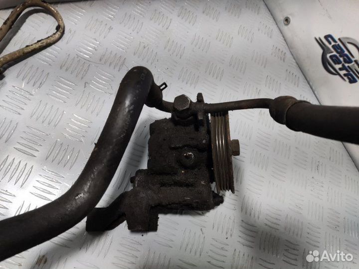 Насос гидроусилителя руля Kia Spectra 1.6 S6D 2008