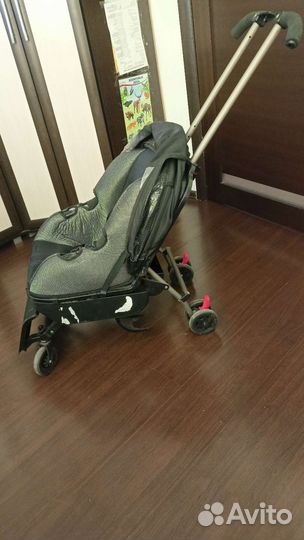 Коляска автокресло авиакресло