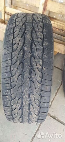 Toyo J20 255/60 R18