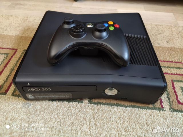 Xbox 360 Slim прошит 85 игр (Freeboot)