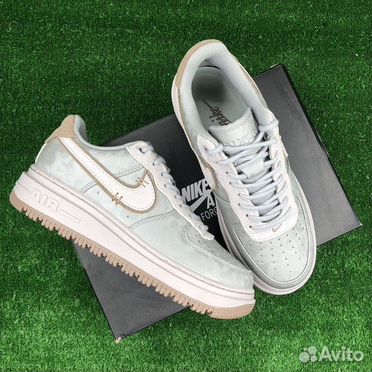 Nike Air Force 1 Luxe Low / Кроссовки мужские