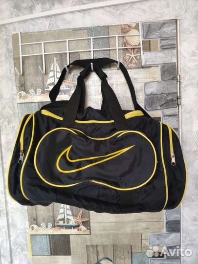 Спортивная сумка nike