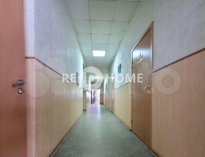 Продам офисное помещение, 303.4 м²