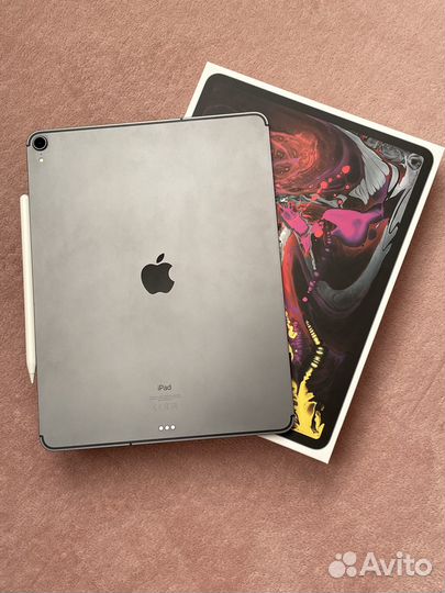 Ростест iPad Pro 12.9 '20 256GB и все аксессуары