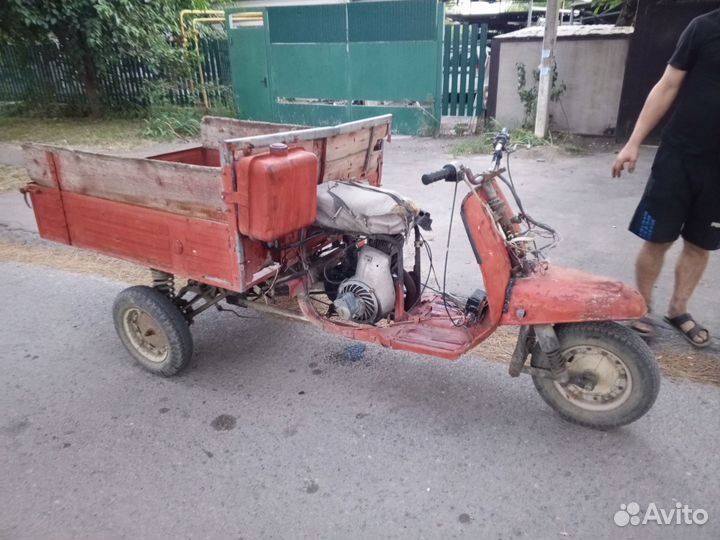 Продаю мотороллер