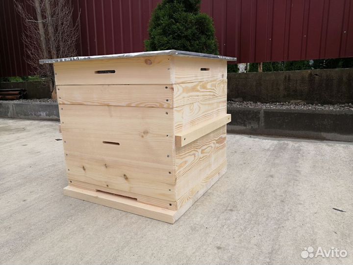 Ульи для пчёл 12-ти рамочные с корпусом