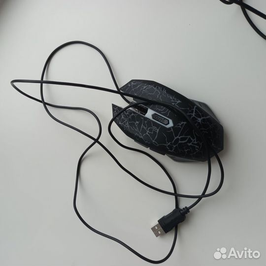 Клавиатура, наушники, мышь