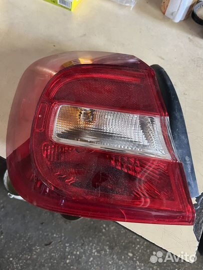 Фара задняя левая в крыло на GLA 200