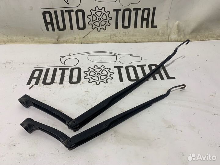 Поводок стеклоочистителя Kia Ceed JD 2012