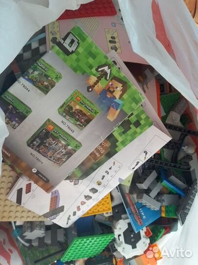 Продам конструктор Lego