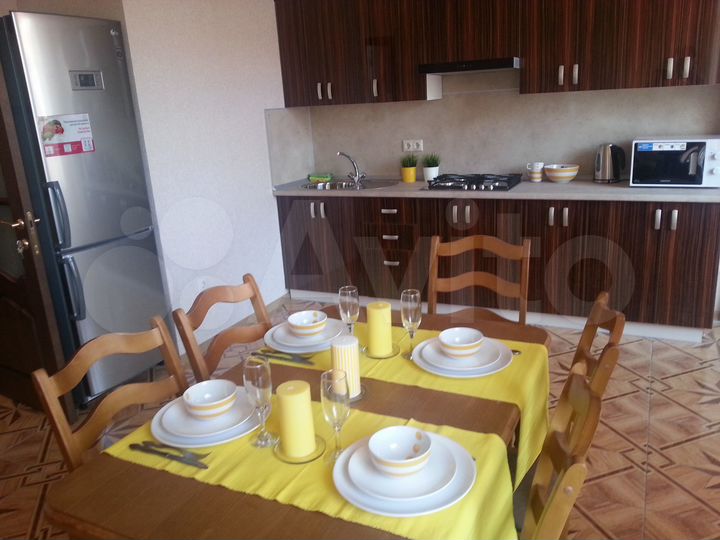 3-к. квартира, 135 м², 3/3 эт.