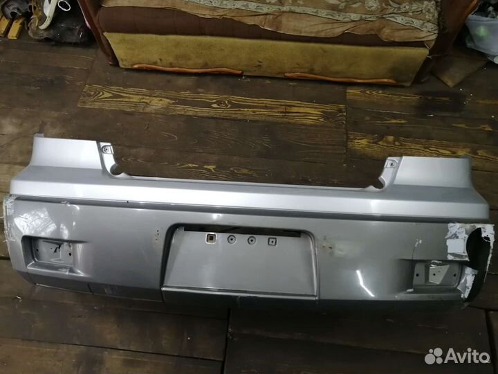 Задний бампер на mitsubishi outlander 1 2002