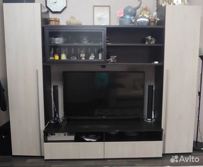 Стенка в гостиную бу