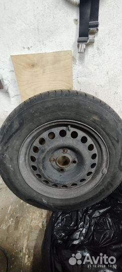Viatti Strada Asimmetrico 185/70 R14