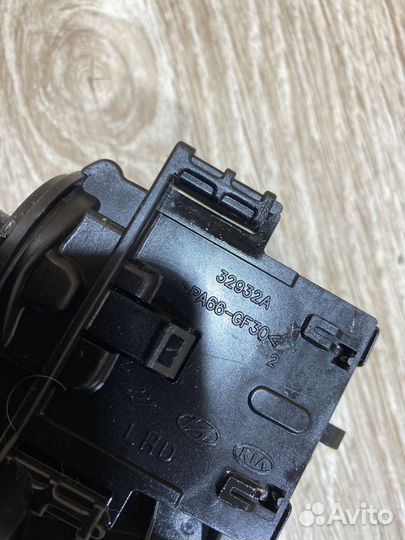 Переключатель поворотников Hyundai Getz Арт 660