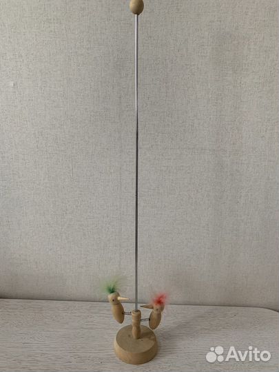 Дятел игрушка