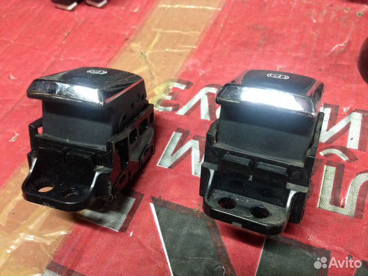 Кнопка стояночного тормоза Nissan X-Trail Т 32