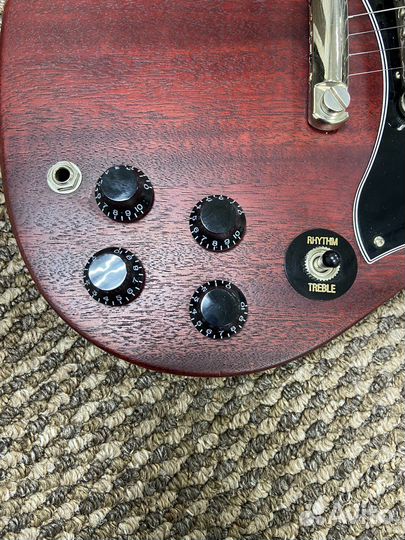 Электрогитара Gibson SG Tribute 2019