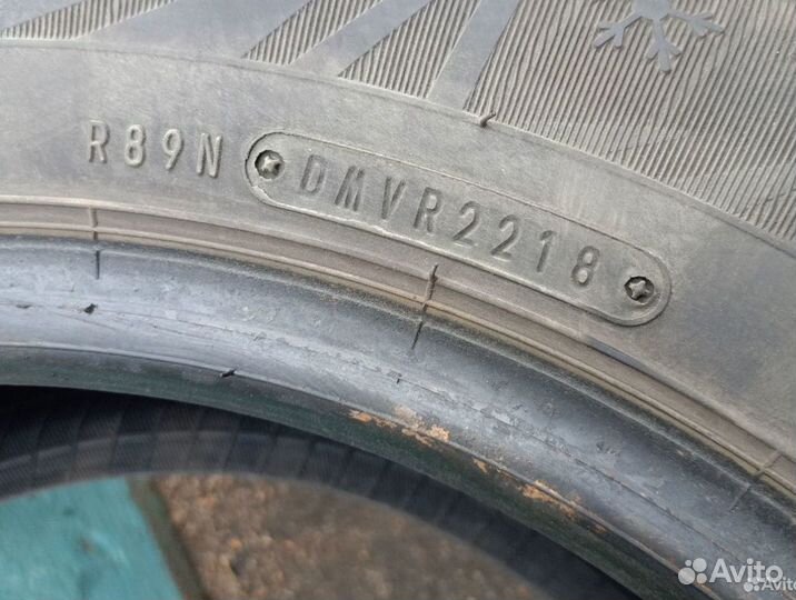 Dunlop SP Winter Ice 02 19.5/65 R15 95T