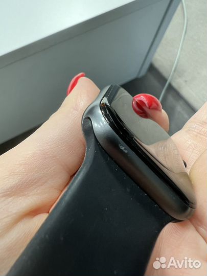 Часы apple watch 4 44mm nike