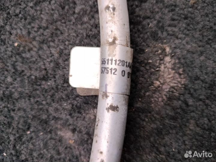 Трубка кондиционера Jeep Grand Cherokee WK 3.0 диз