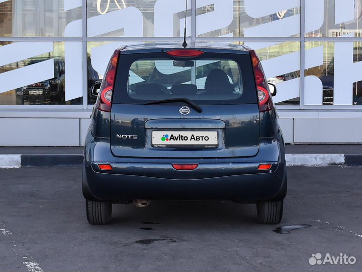 Nissan Note 1.6 AT, 2012, 163 213 км