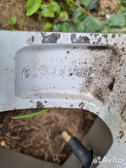 Диски литые на тойоту королла R16