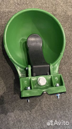 Поилка для воды