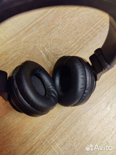 Беспроводные наушники с ушками