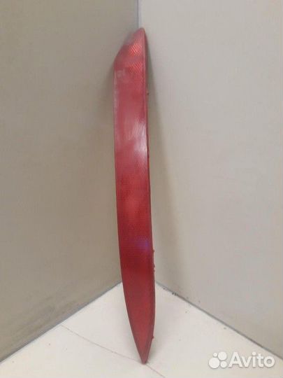 Светоотражатель в бампер задний правый