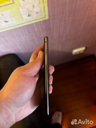 Samsung Galaxy S10, 8/128 ГБ